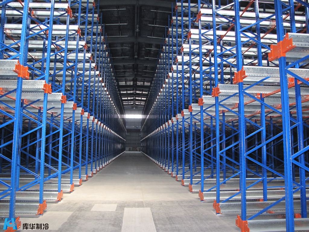 冷库工程怎么选择适合的货架
